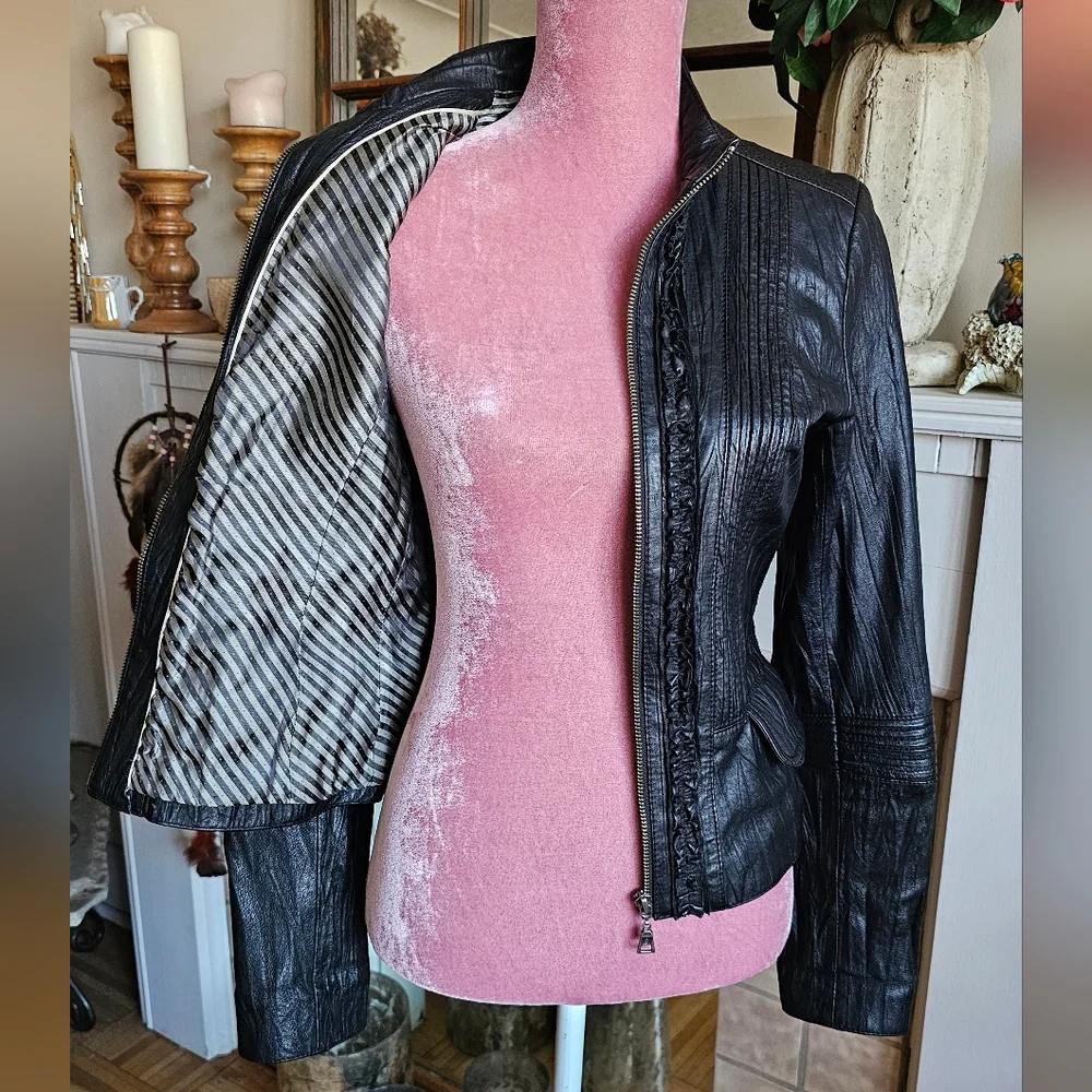 Danier Black Leather Bomber Jacket. Moto Jacket. - Picture 11 of 14